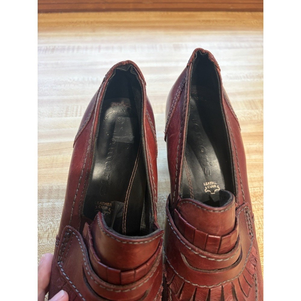 Tamaris Womens 38 Burgundy Leather Kiltie Penny Loafer Pumps Block Heel - Picture 11 of 12